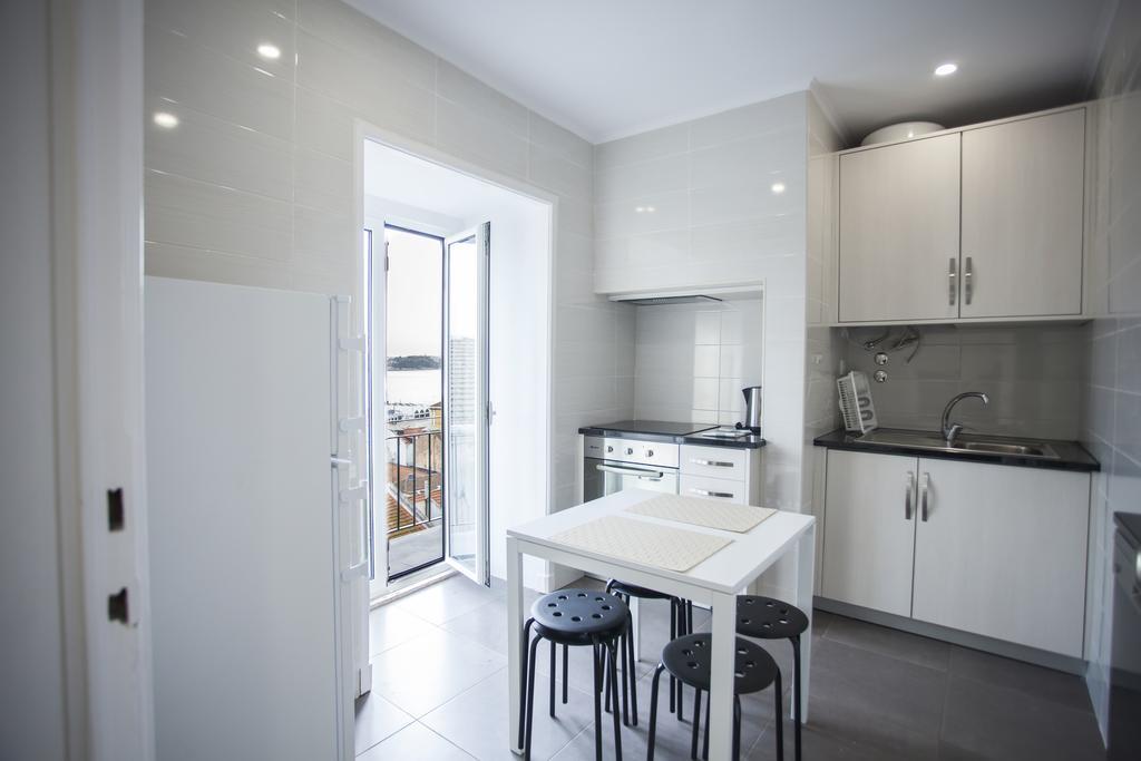 Appartement Breathtaking River View In Alfama